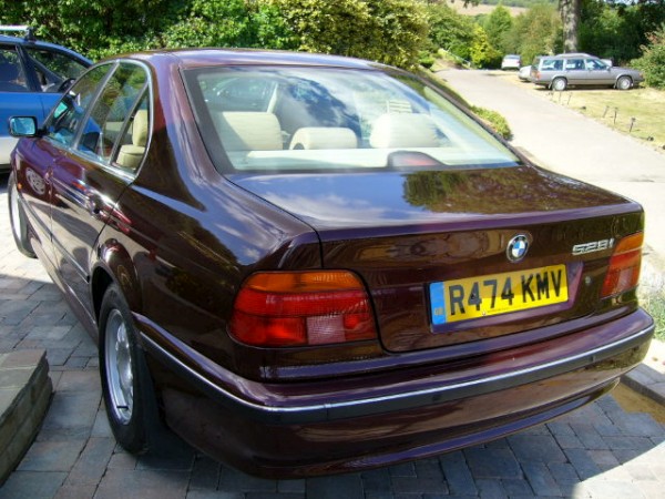 For Sale/BMW 528 SE Auto For Sale 600
