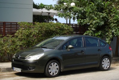 Citroen C4 Front: click to zoom picture.