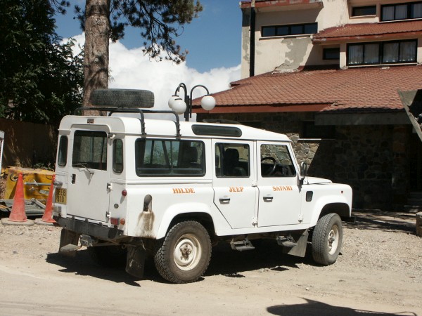 Land Rover LWB
