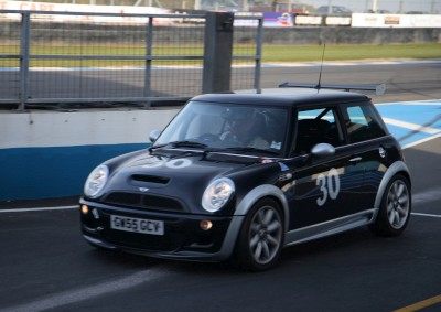 Mini Pits at Donington Park: click to zoom picture.