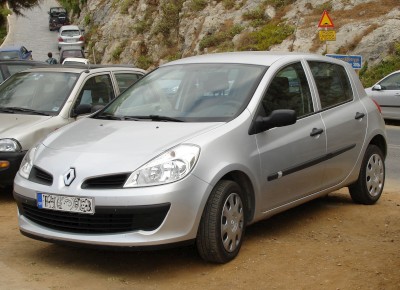 Renault Clio Front: click to zoom picture.