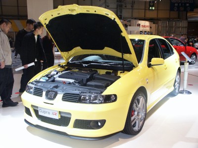 Seat Cupra R Engine: click to zoom picture.