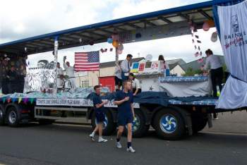 Procession 3